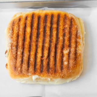 GRILLED CHEESE PANINI